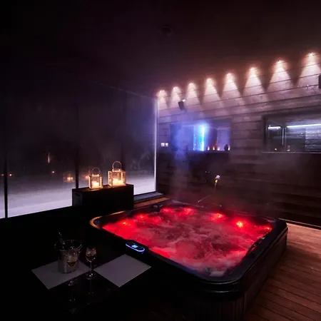 Villa Arctic Star By Booklapland *