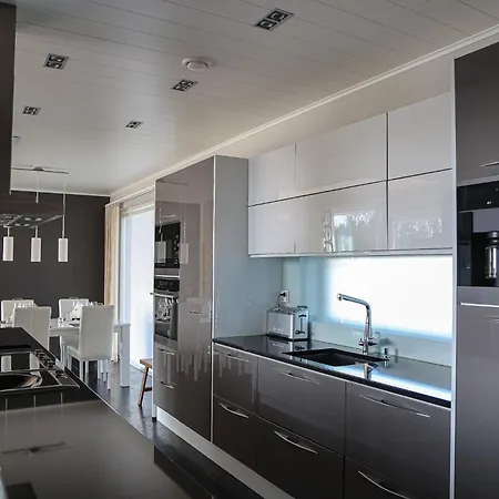 Вилла Arctic Star By Booklapland *