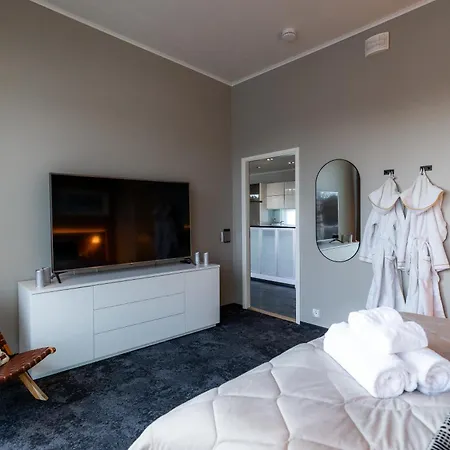 Villa Arctic Star By Booklapland