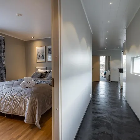 Villa Arctic Star By Booklapland *